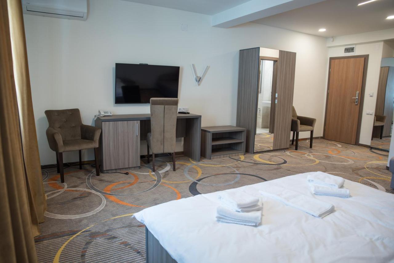 Stella Di Monte Hotel Sibiu Bagian luar foto