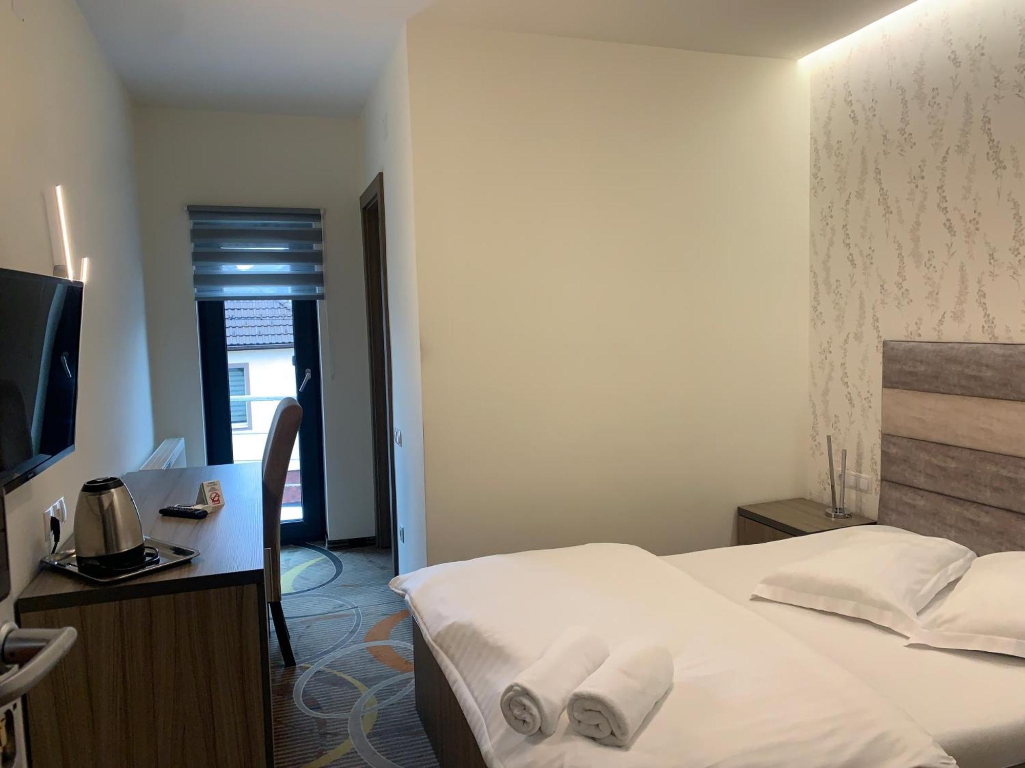 Stella Di Monte Hotel Sibiu Bagian luar foto