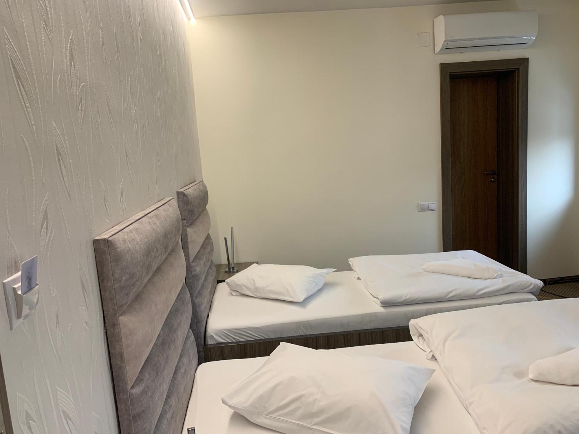 Stella Di Monte Hotel Sibiu Bagian luar foto