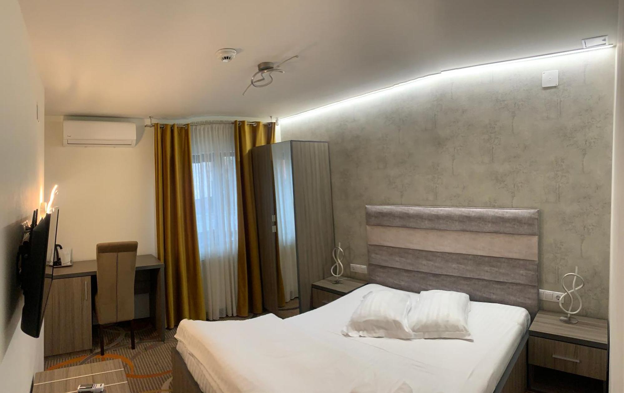 Stella Di Monte Hotel Sibiu Bagian luar foto